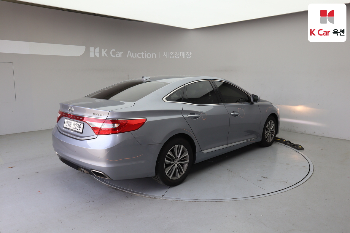Hyundai AZERA - 2