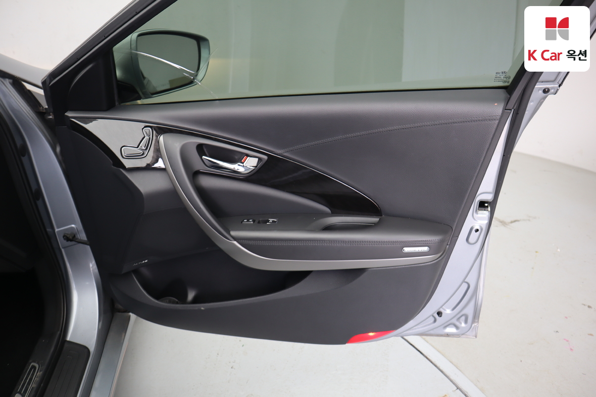 Hyundai AZERA - 27