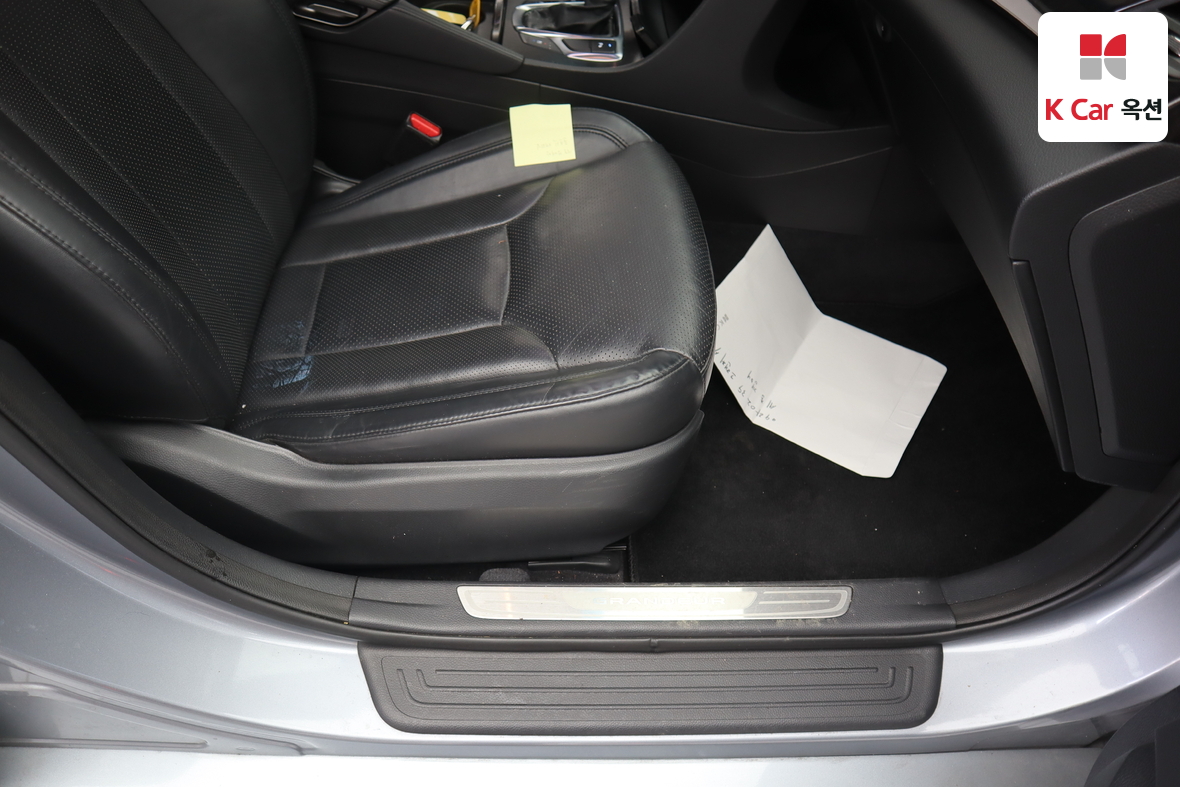 Hyundai AZERA - 28