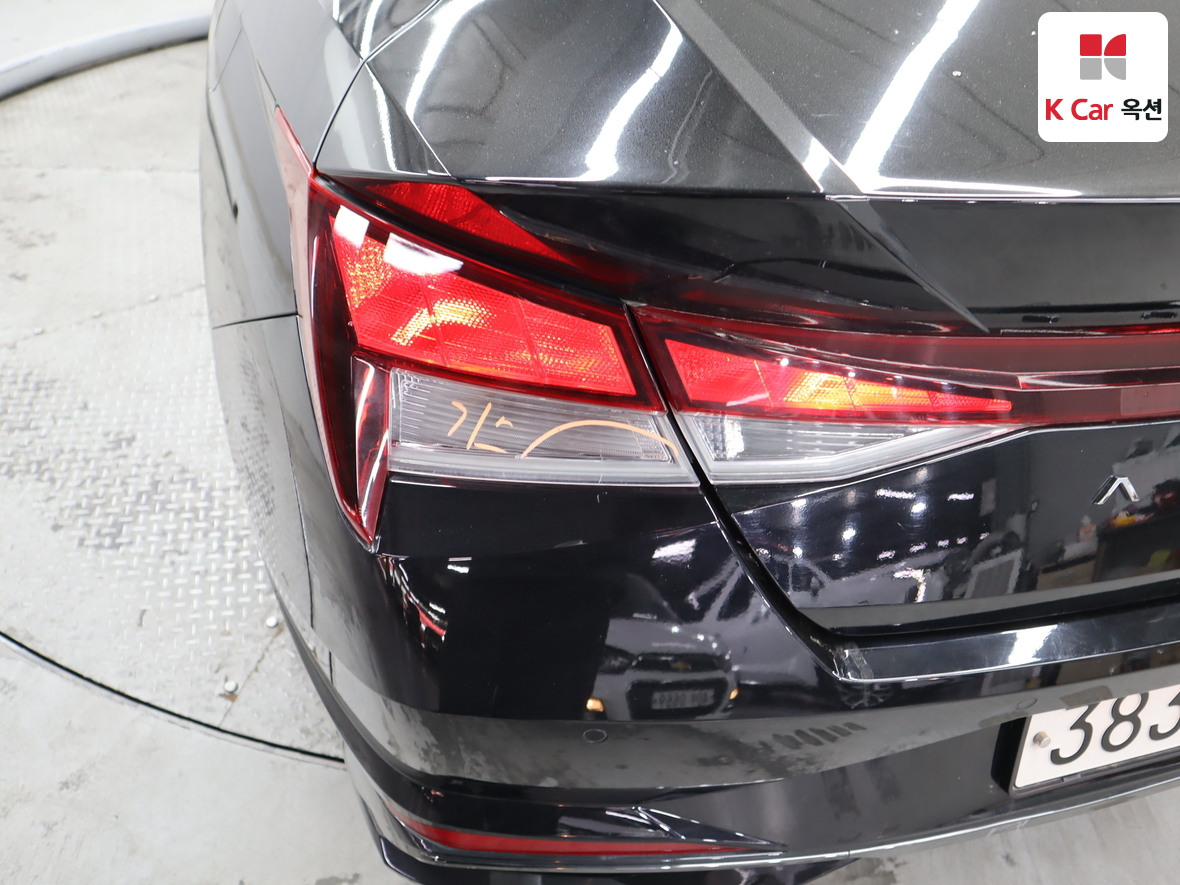 هيونداي إلانترا 2021 - صورة 38