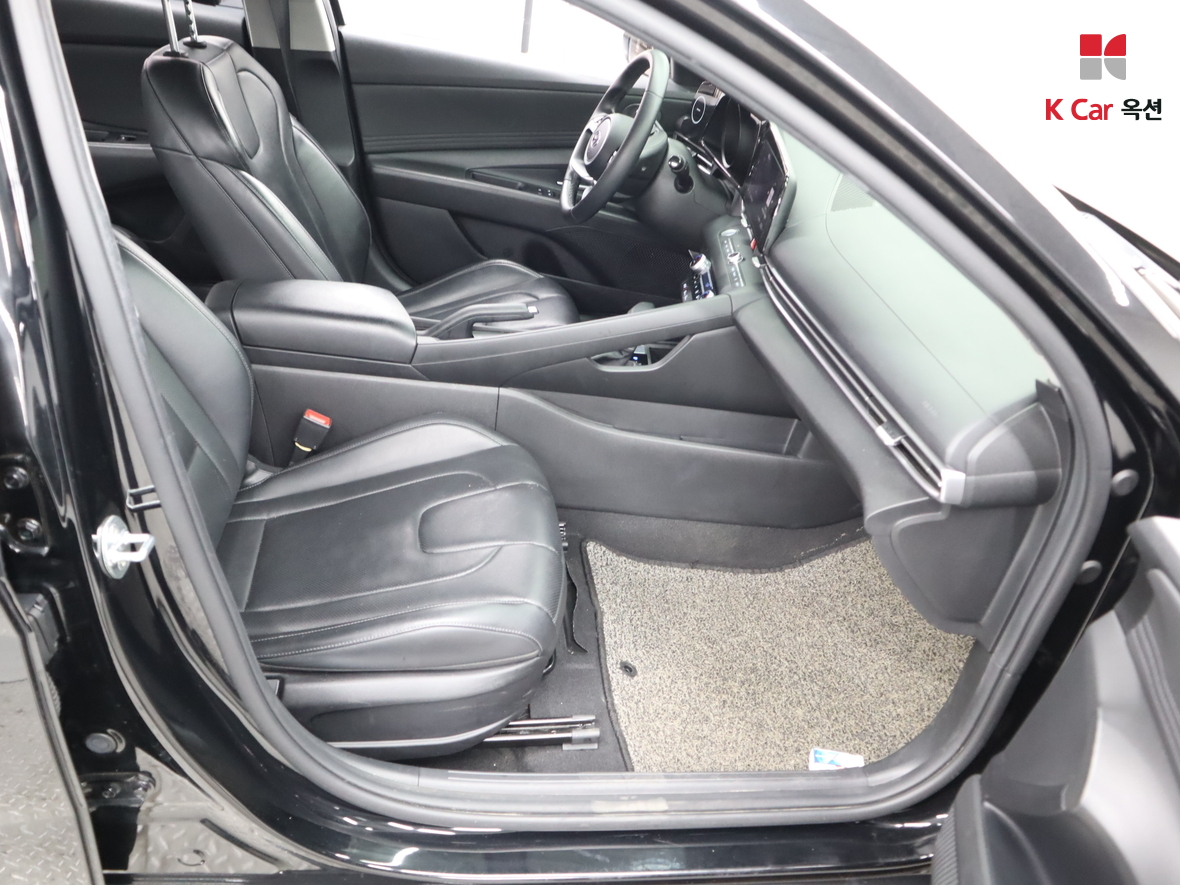 هيونداي إلانترا 2021 - صورة 29