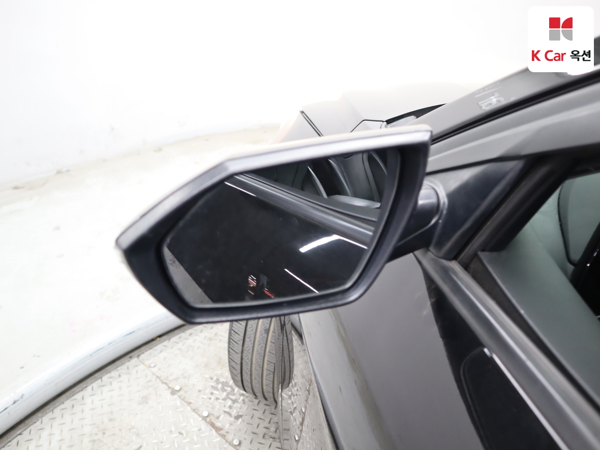 هيونداي إلانترا 2021 - صورة 21