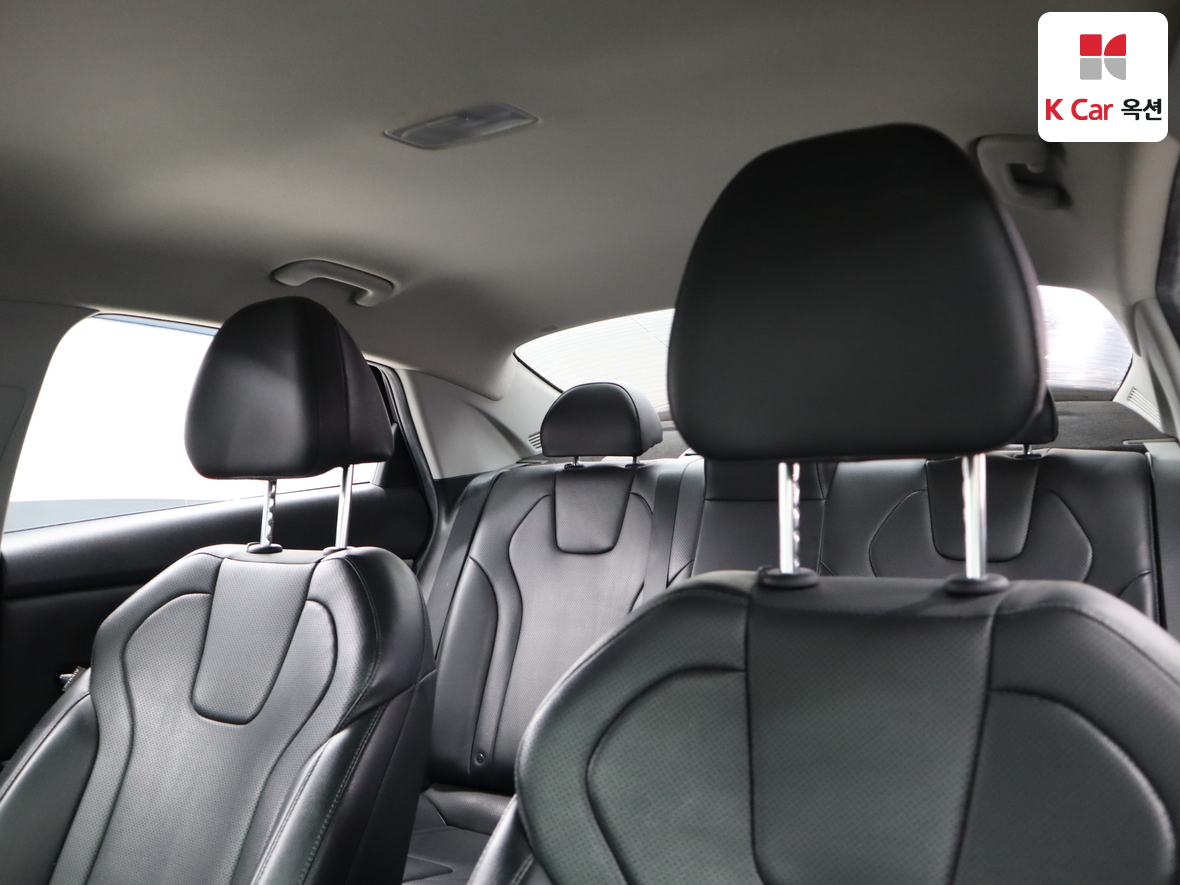 هيونداي إلانترا 2021 - صورة 19