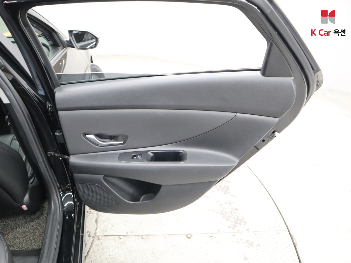 هيونداي إلانترا 2021 - صورة 26