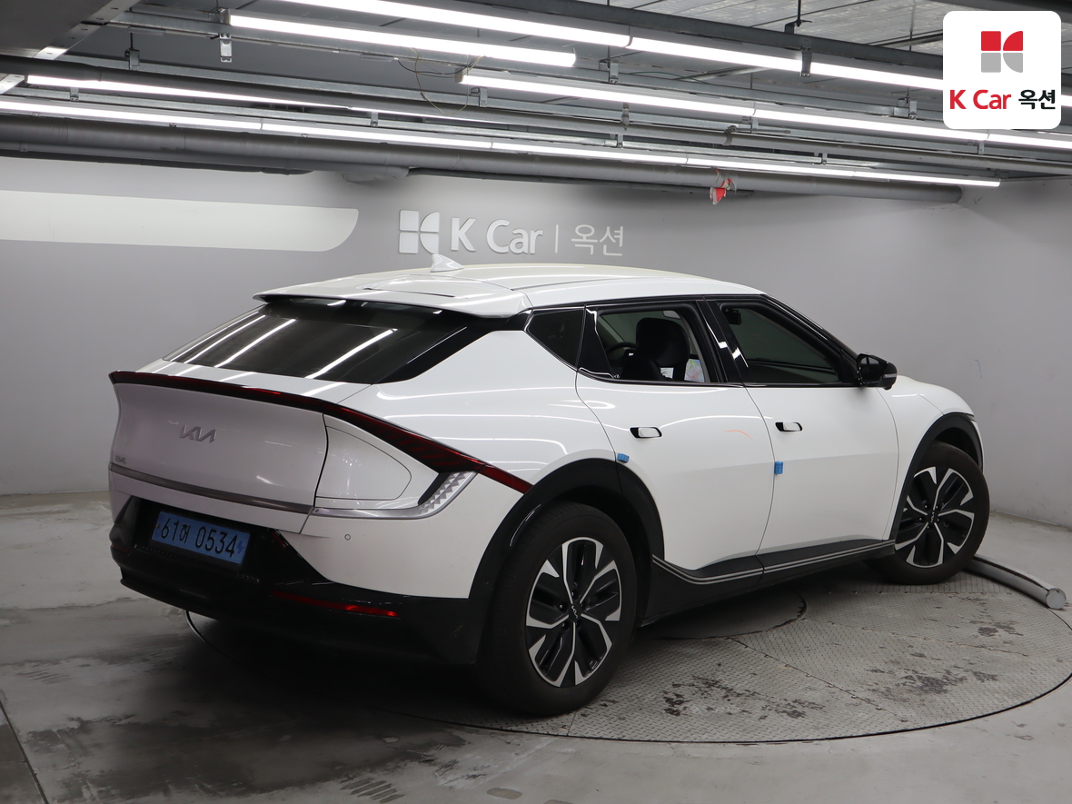 Kia EV6 2023 - Image 2