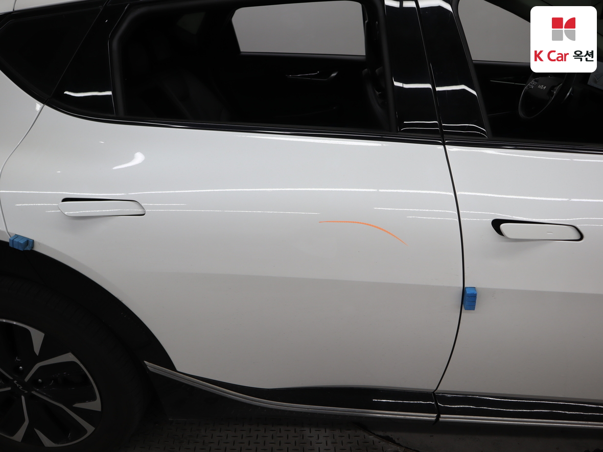 Kia EV6 2023 - Image 36