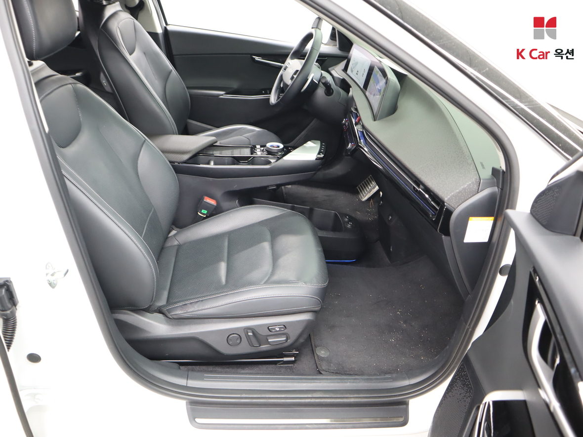 Kia EV6 2023 - Image 31