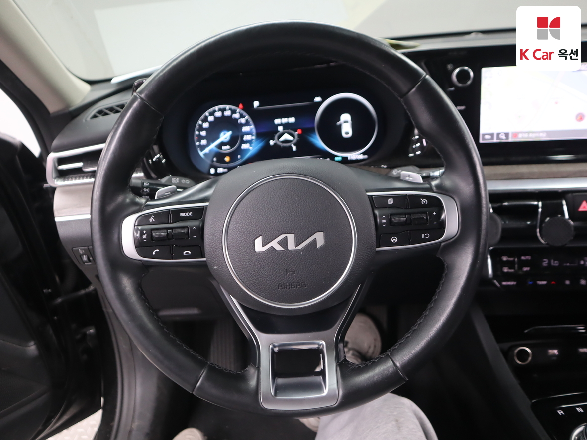 Kia K5 - 10
