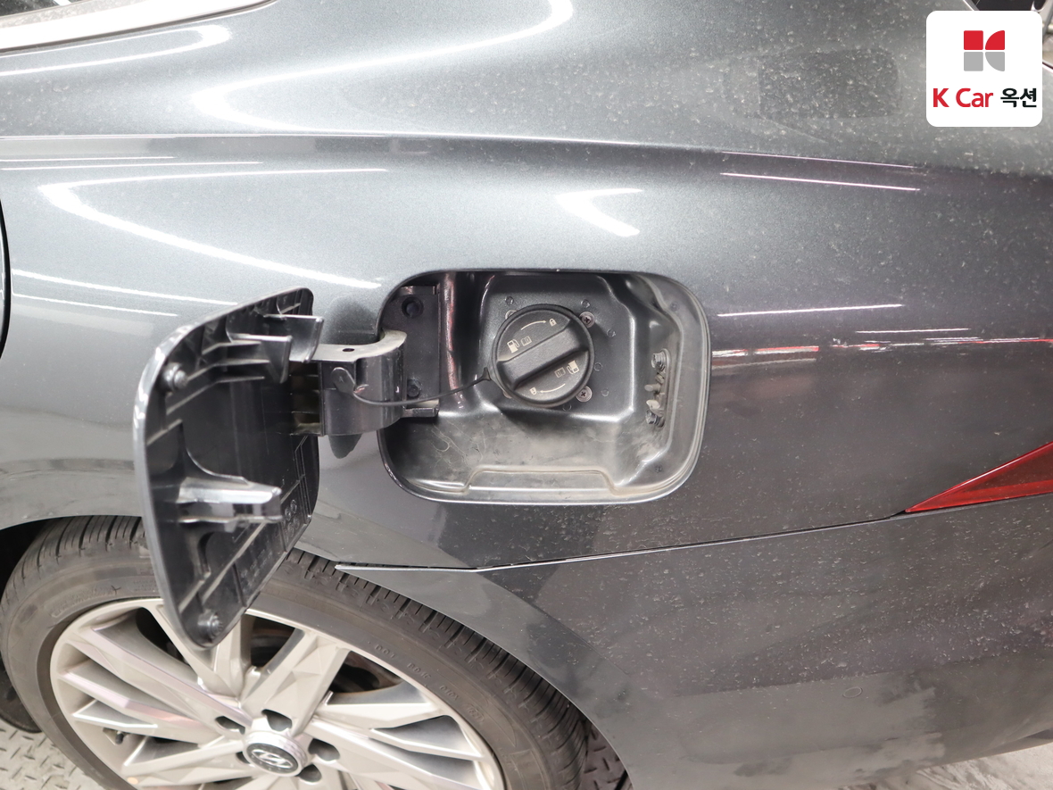 Hyundai Grandeur 2022 - Image 28