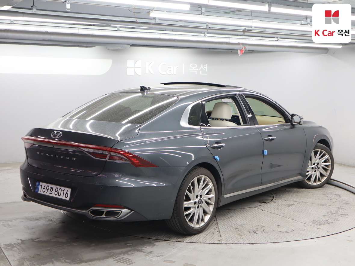 Hyundai Grandeur 2022 - Image 2