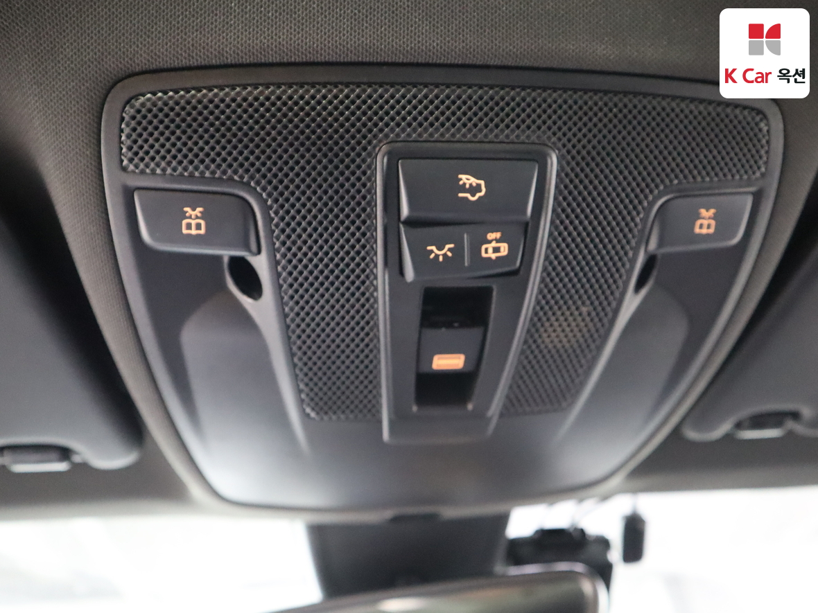 메르세데스-벤츠 A-클래스 2017 - 이미지 12