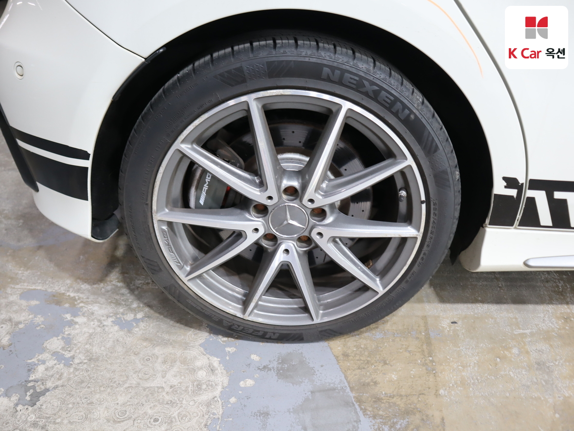 메르세데스-벤츠 A-클래스 2017 - 이미지 51