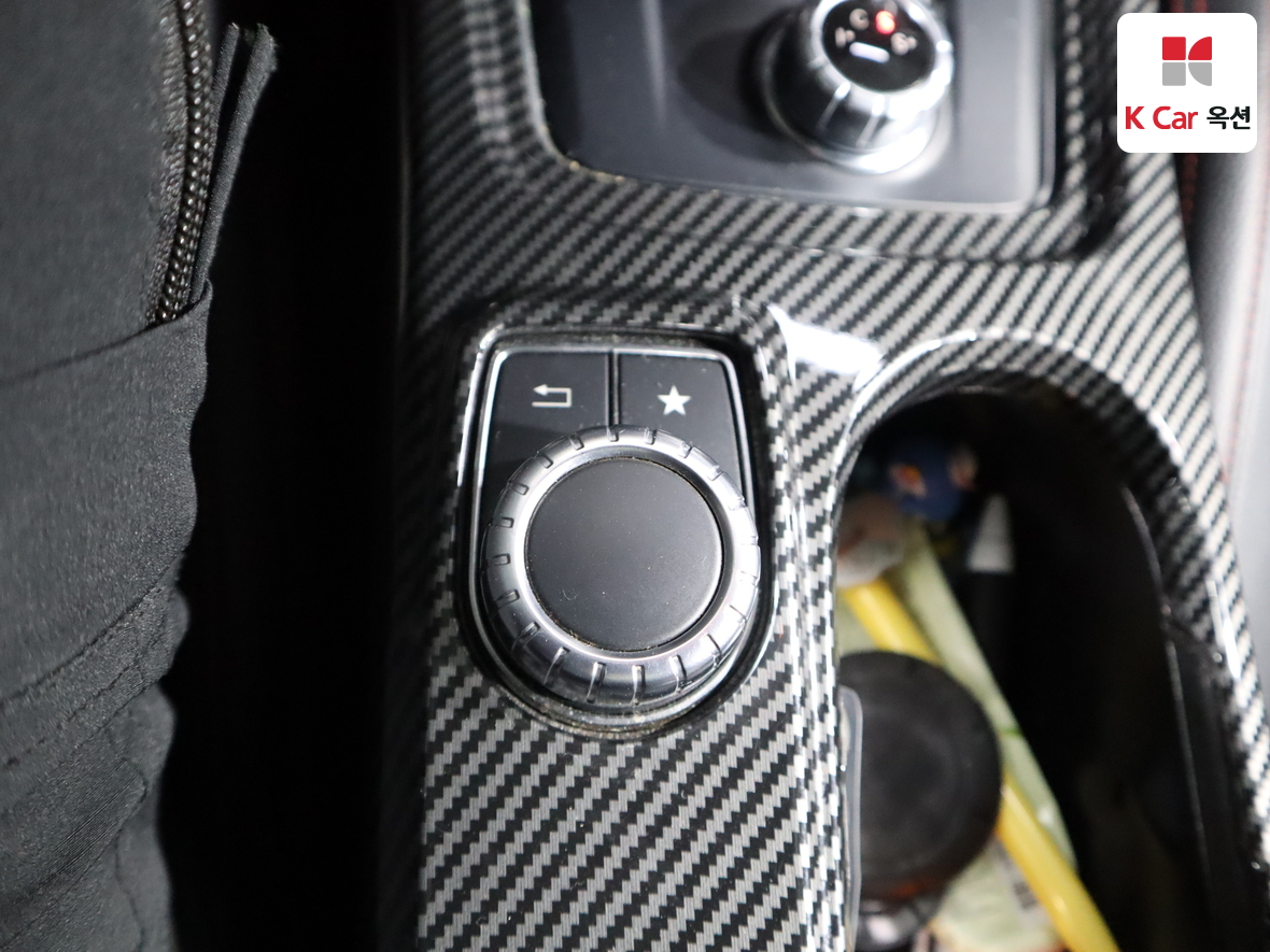 메르세데스-벤츠 A-클래스 2017 - 이미지 17