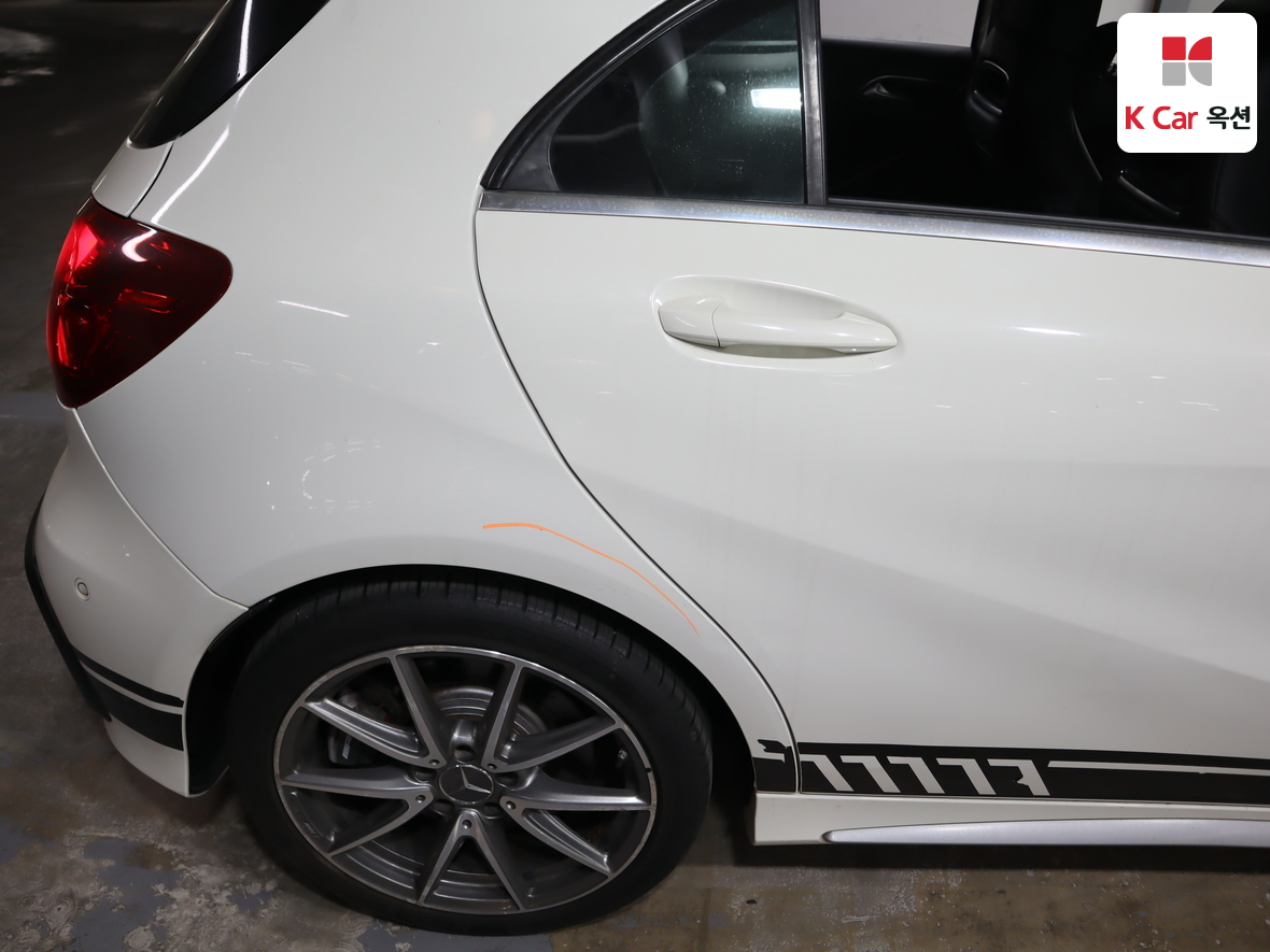 메르세데스-벤츠 A-클래스 2017 - 이미지 44