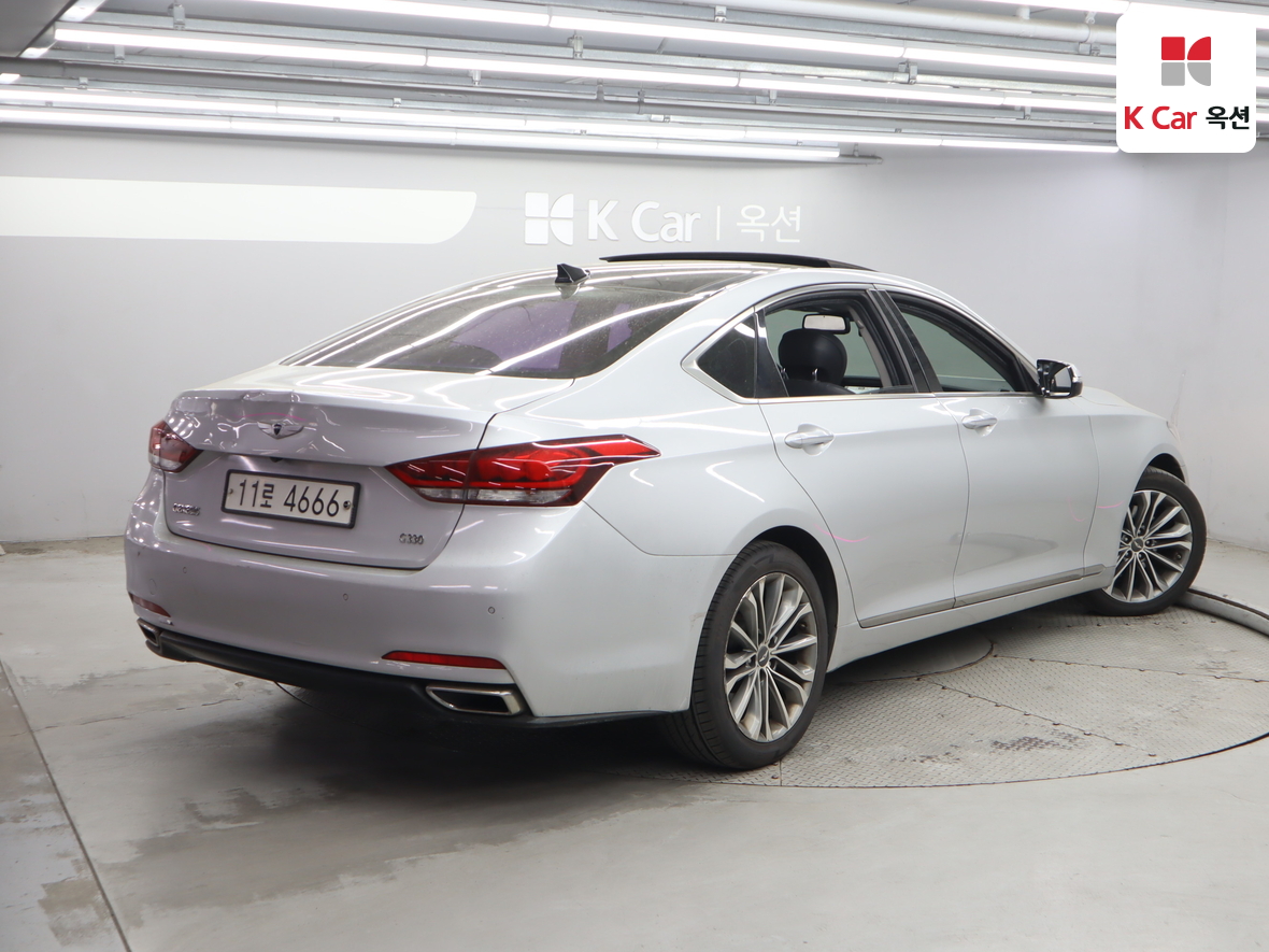 Hyundai Genesis 2016 - Image 2