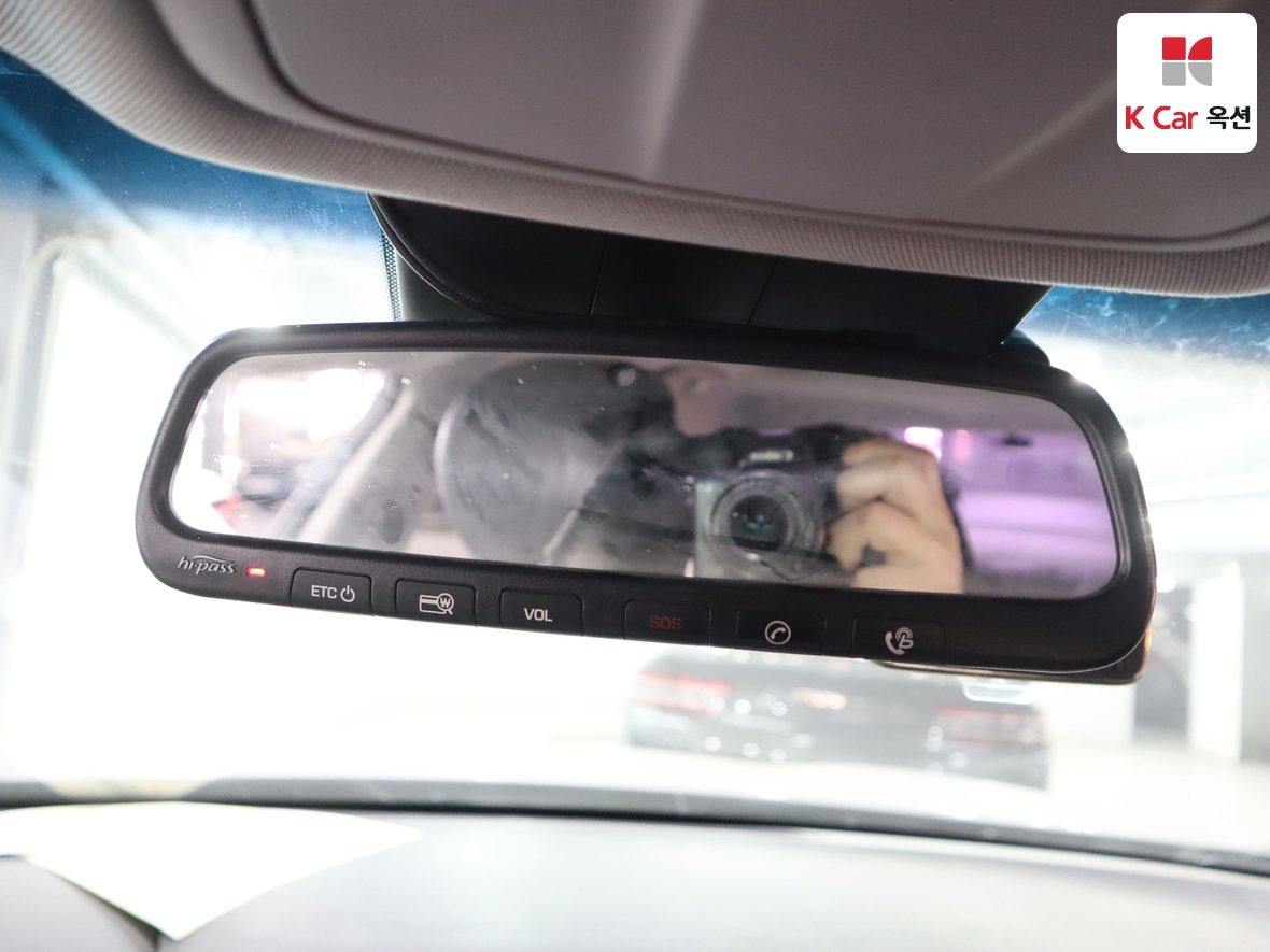 Hyundai Genesis 2016 - Image 13