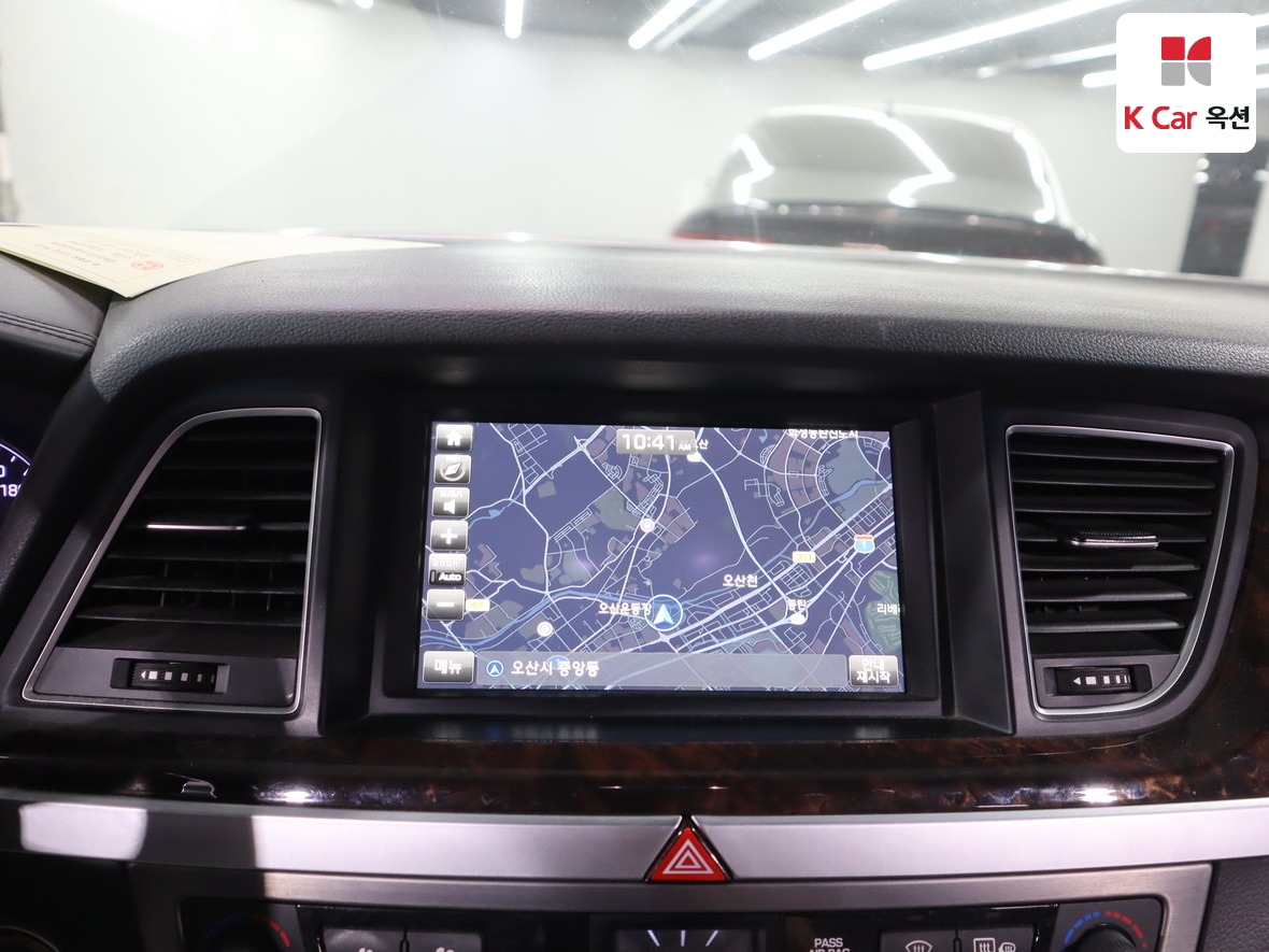 Hyundai Genesis 2016 - Image 14