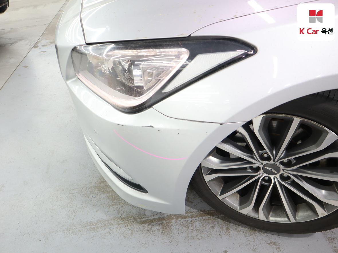 Hyundai Genesis 2016 - Image 38