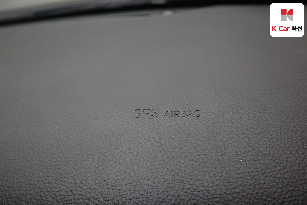 Hyundai Genesis - 30