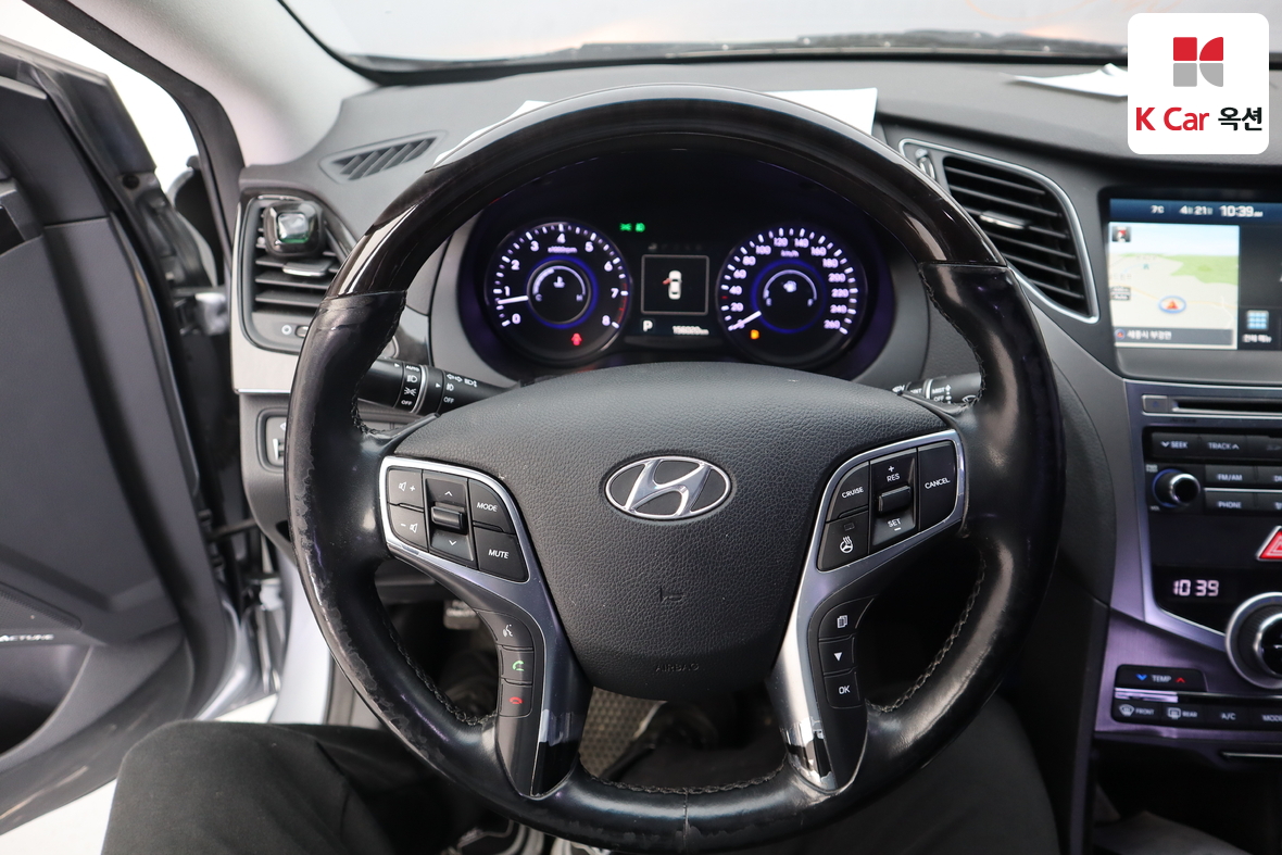 Hyundai AZERA - 10