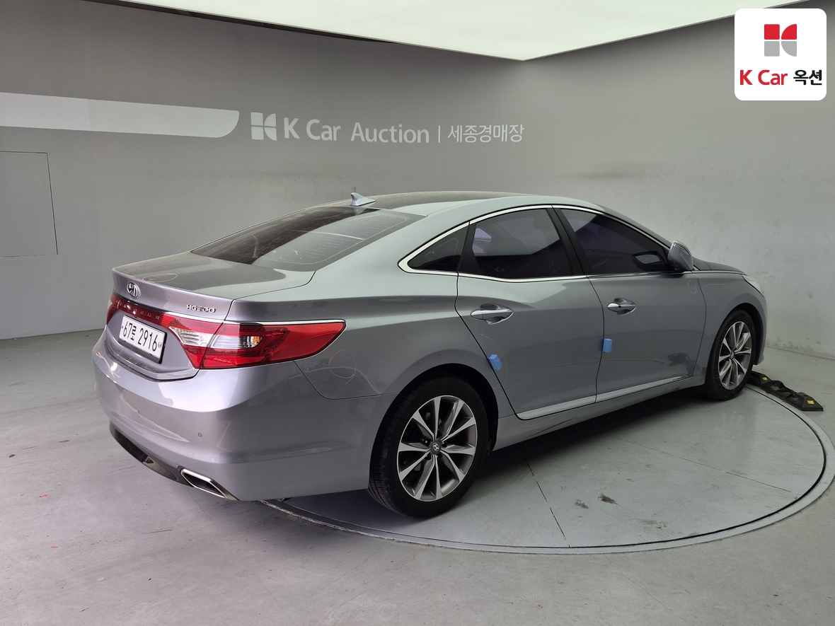 Hyundai AZERA - 2