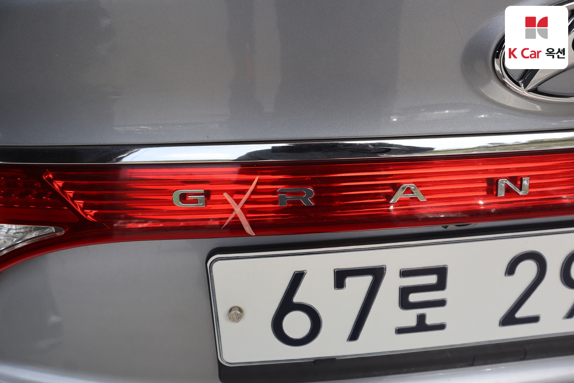 Hyundai AZERA - 42