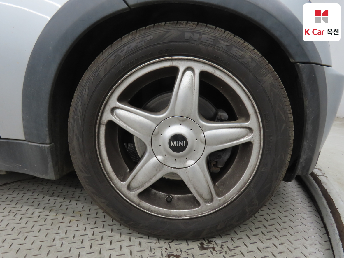BMW MINI - 33