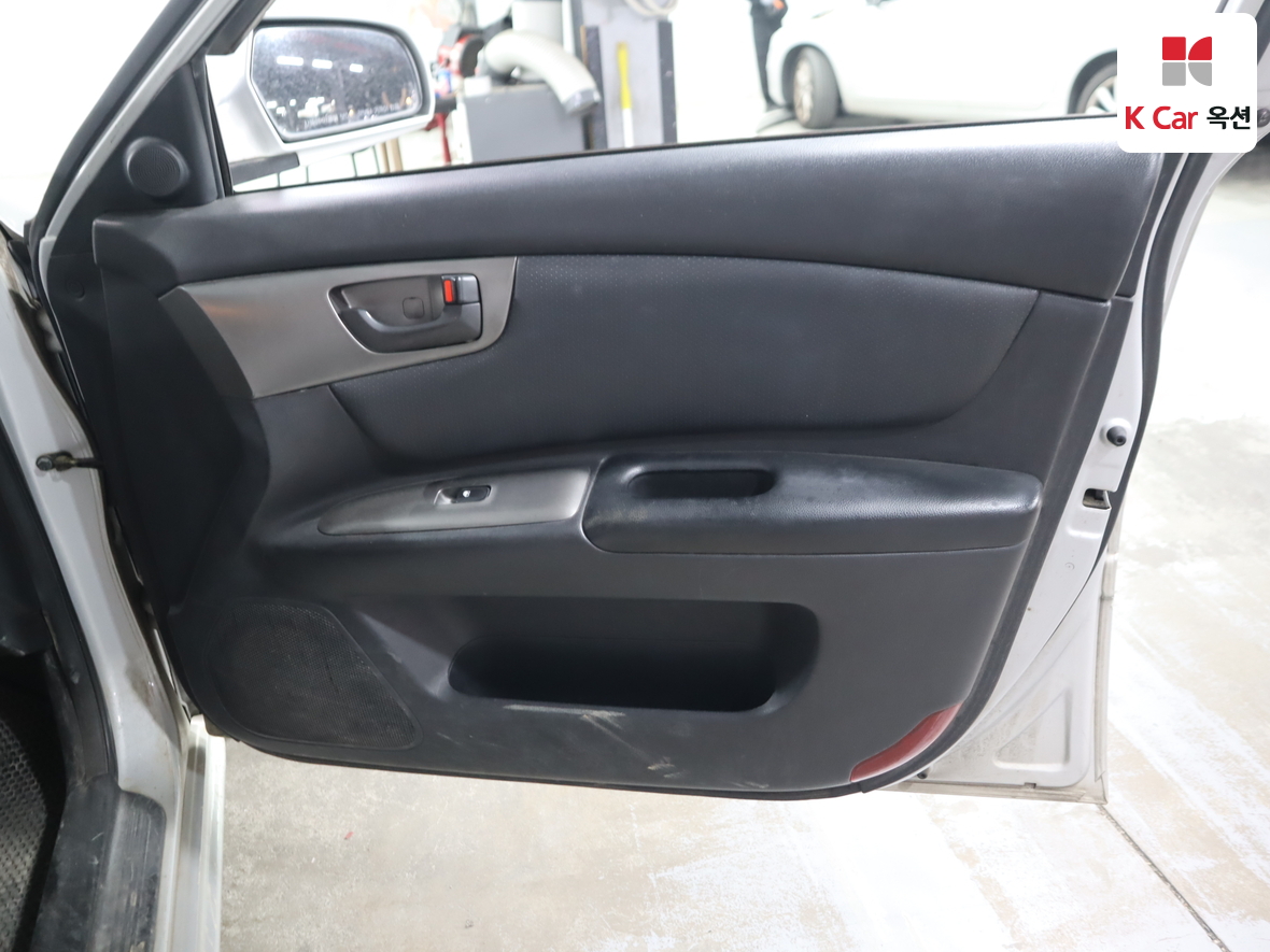 Kia Lotze 2009 - Image 27