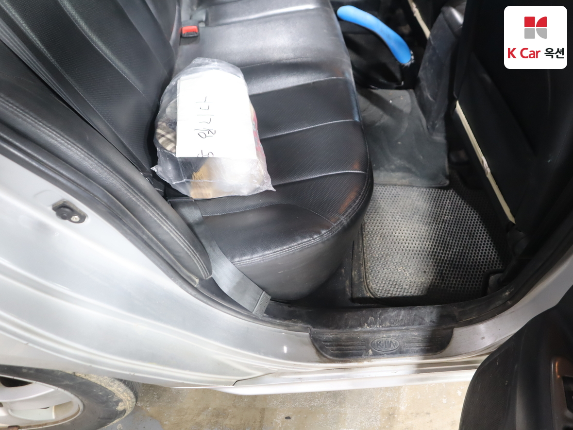 Kia Lotze 2009 - Image 26