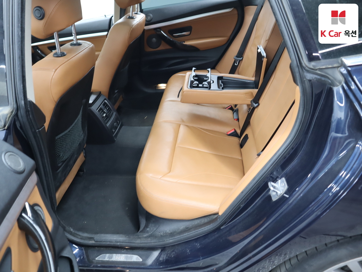 BMW 3 시리즈 2018 - 이미지 26