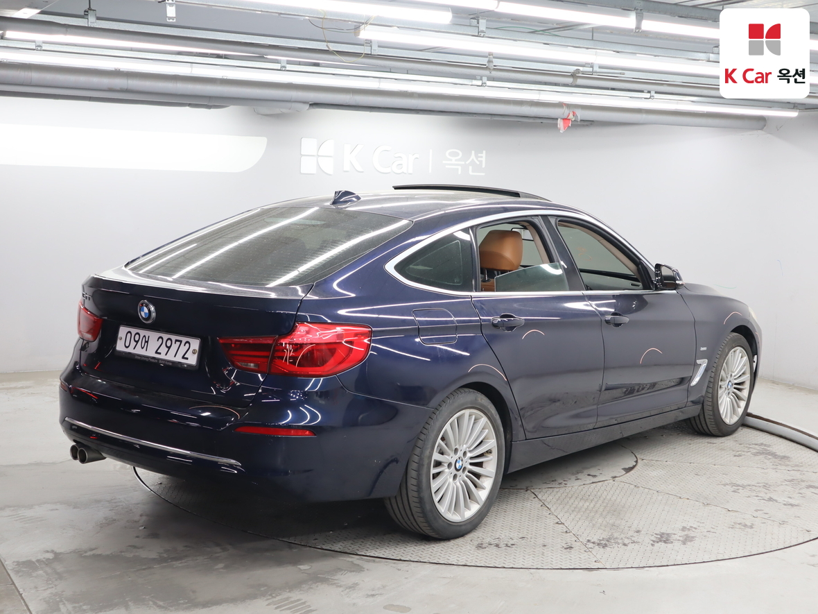 BMW 3 시리즈 2018 - 이미지 2