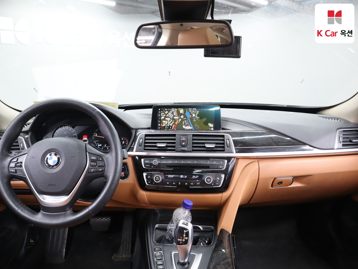 BMW 3 시리즈 2018 - 이미지 3