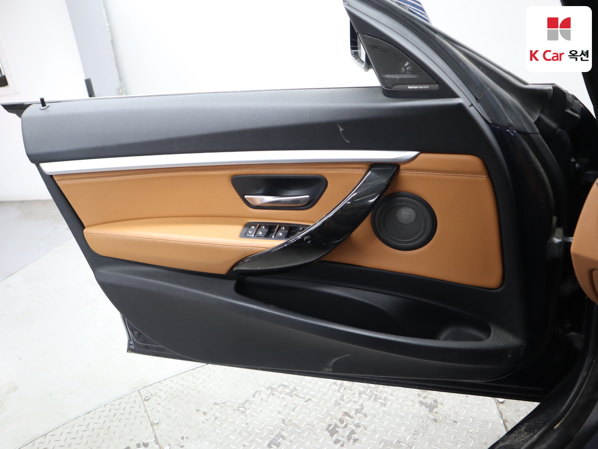 BMW 3 시리즈 2018 - 이미지 8