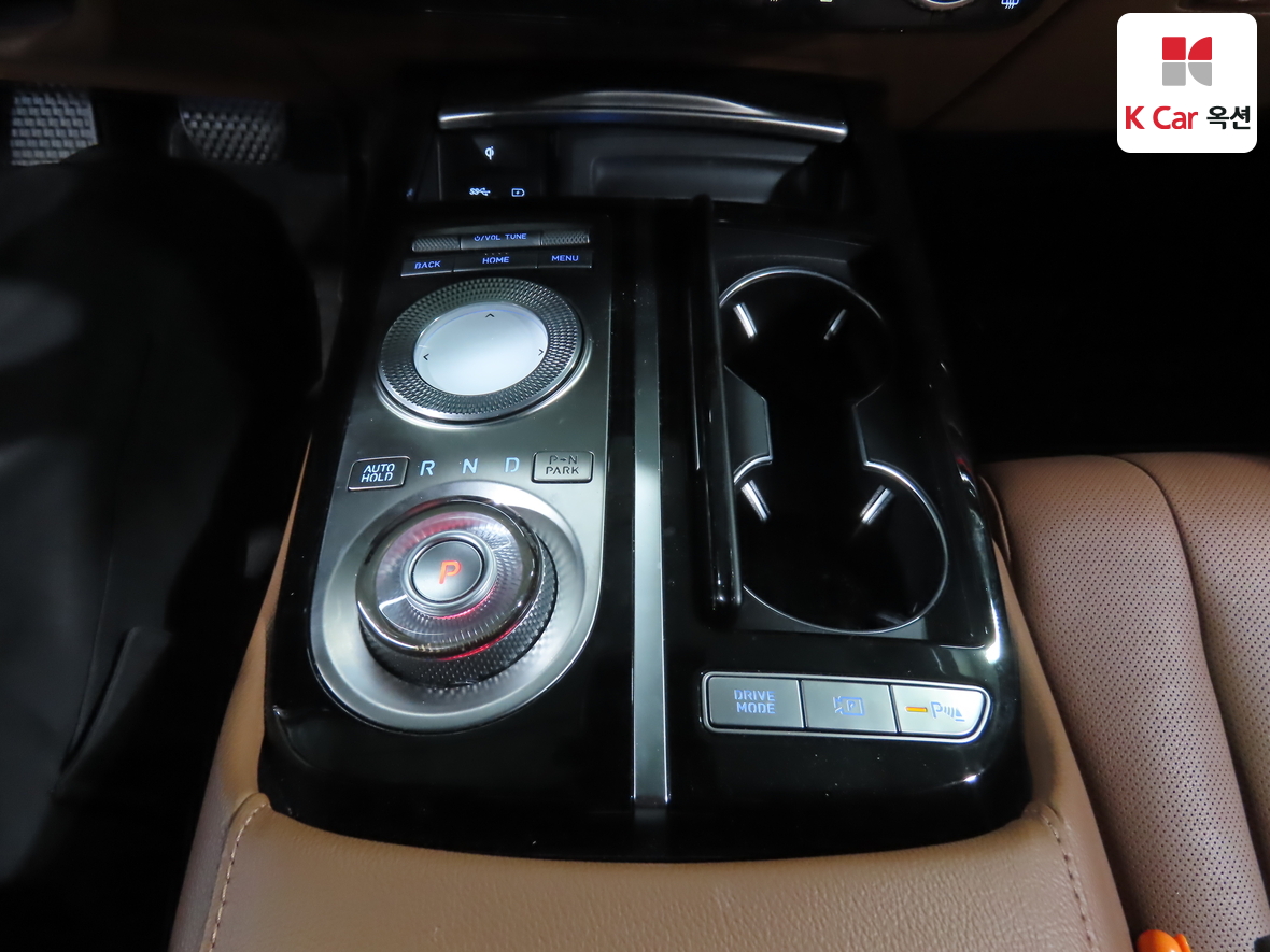 Genesis G80 2022 - Image 16