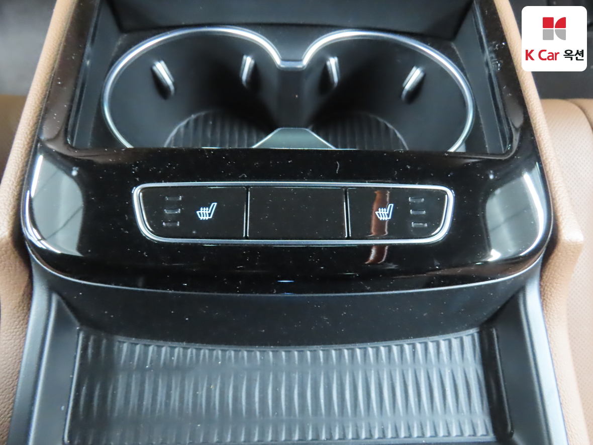 Genesis G80 2022 - Image 24