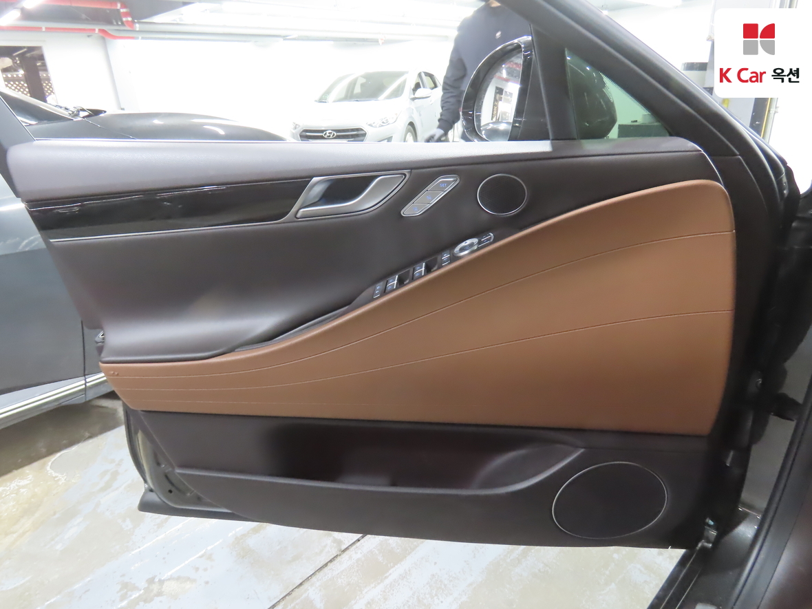 Genesis G80 2022 - Image 8