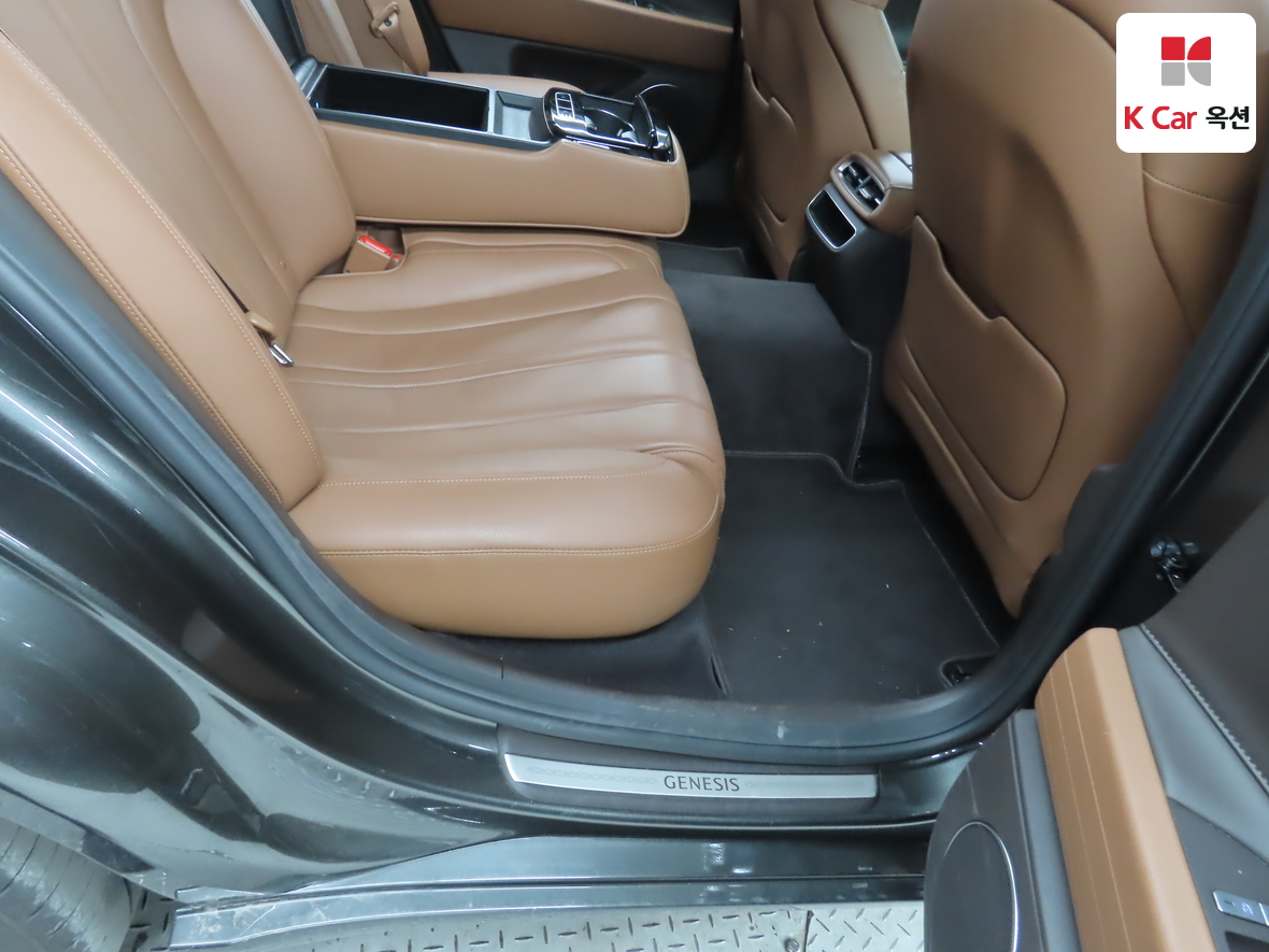 Genesis G80 2022 - Image 29