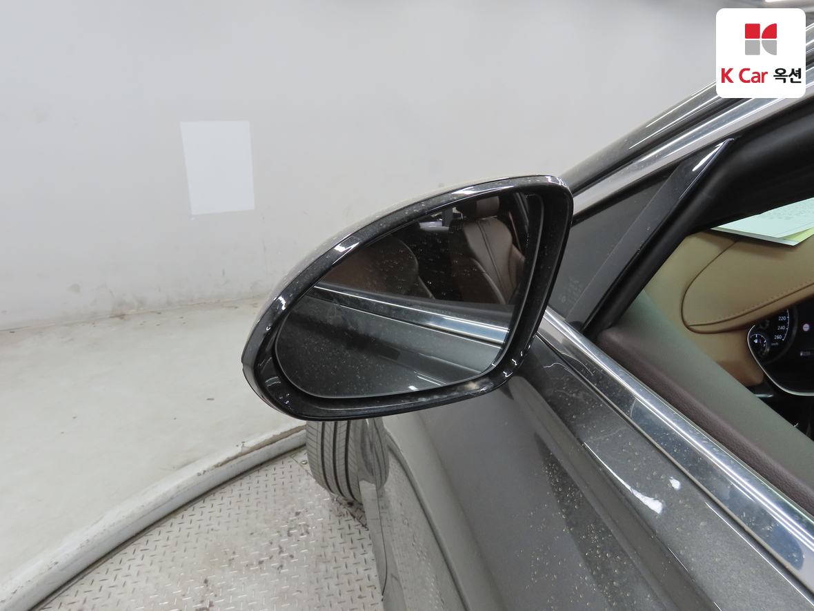 Genesis G80 2022 - Image 21