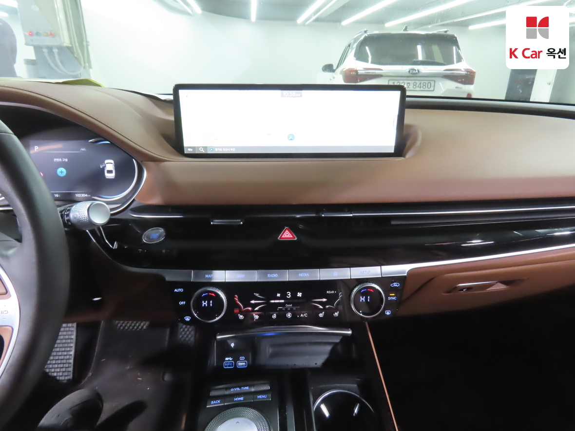 Genesis G80 2022 - Image 6