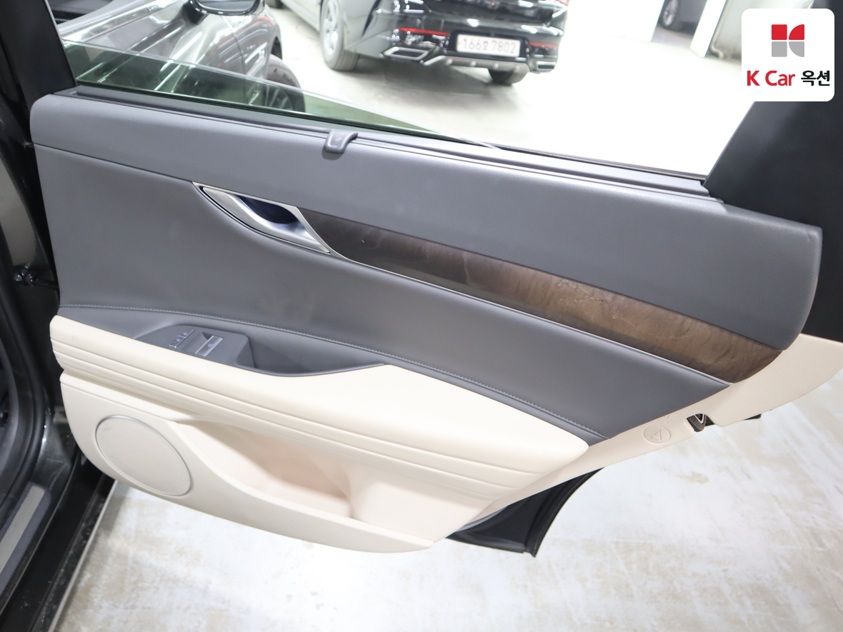 جينيسيس G80 2022 - صورة 26