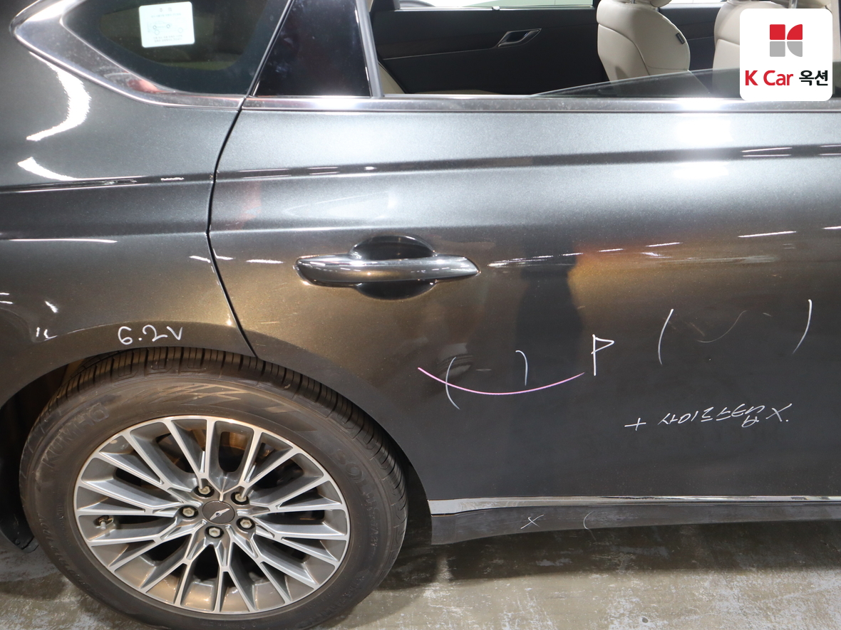 جينيسيس G80 2022 - صورة 39