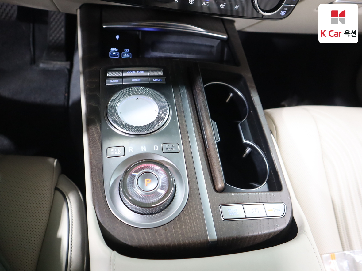 جينيسيس G80 2022 - صورة 16