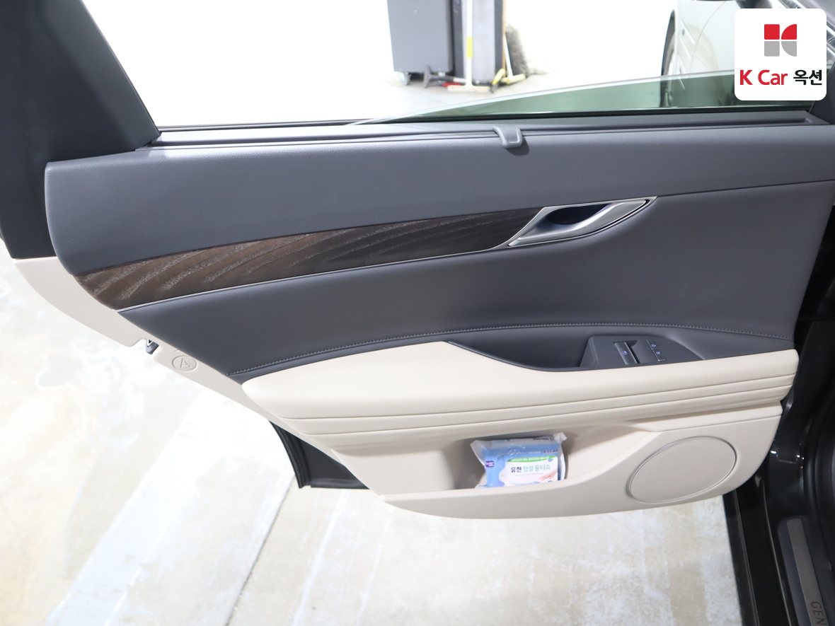 جينيسيس G80 2022 - صورة 21