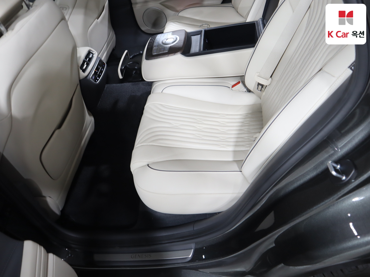 جينيسيس G80 2022 - صورة 22