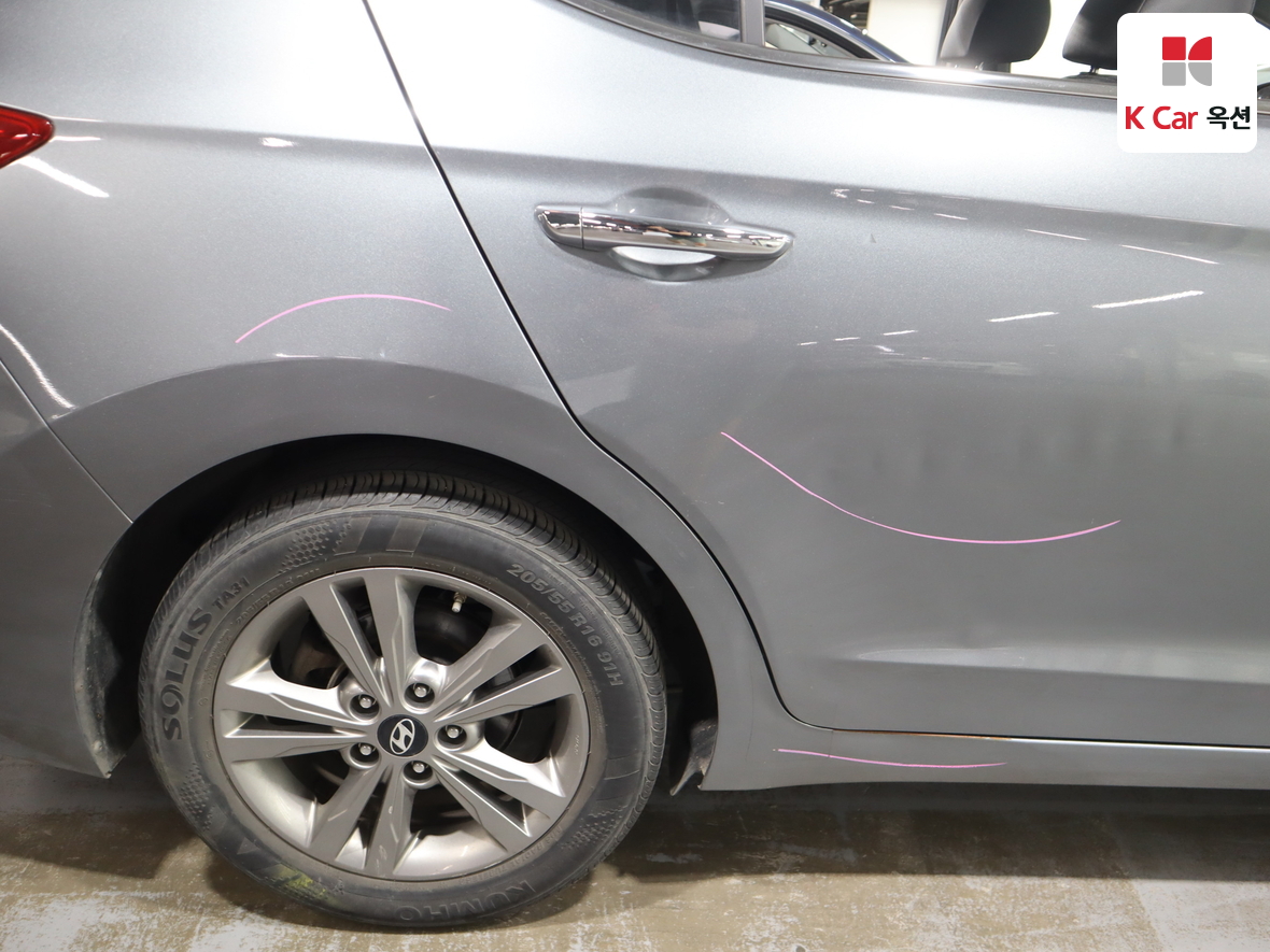 هيونداي إلانترا 2016 - صورة 42