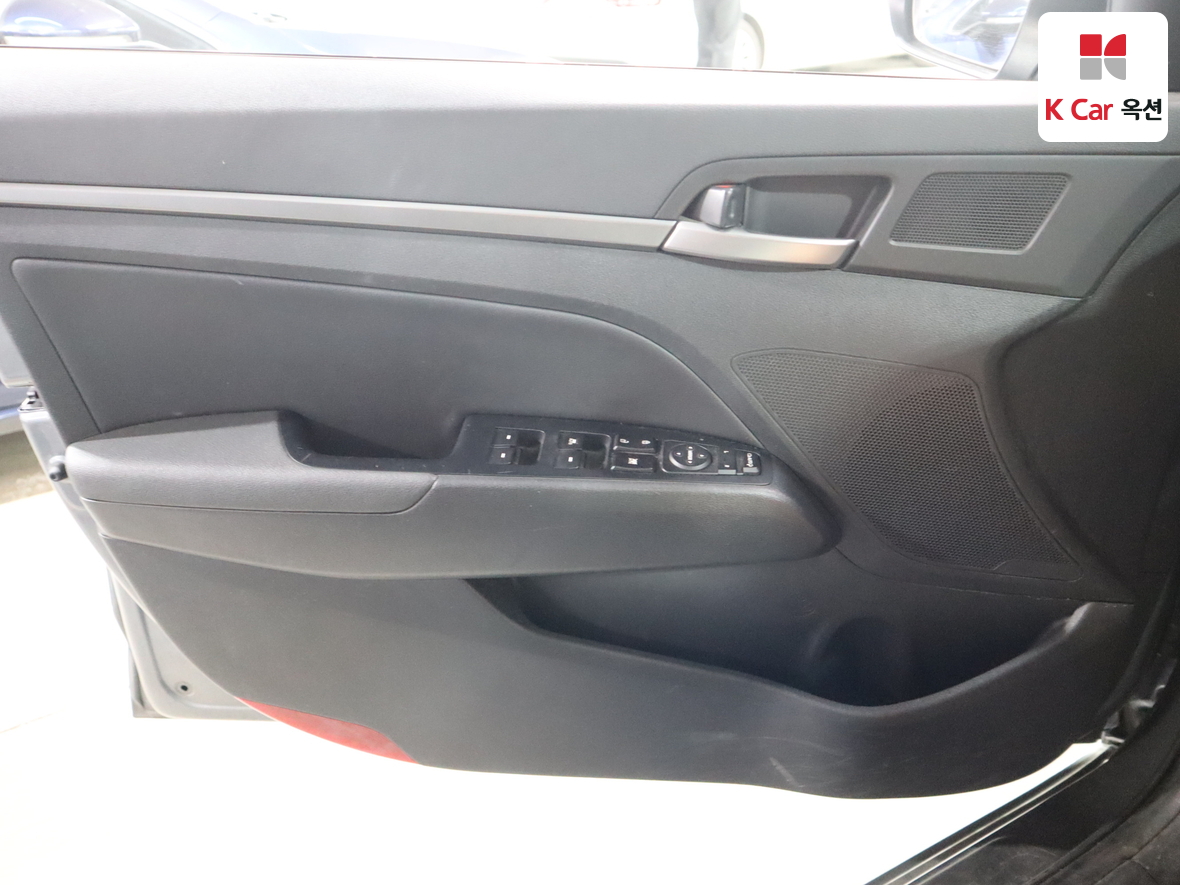 هيونداي إلانترا 2016 - صورة 8