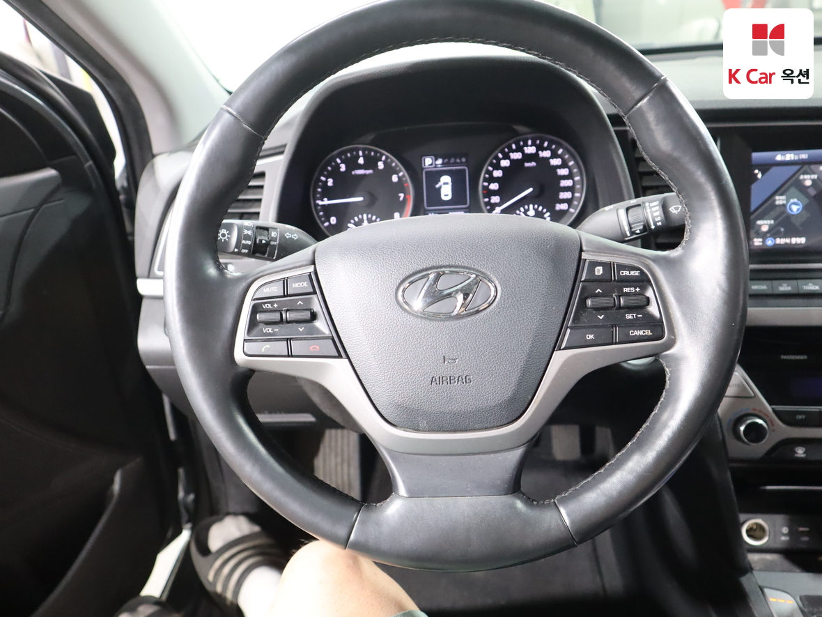 هيونداي إلانترا 2016 - صورة 10