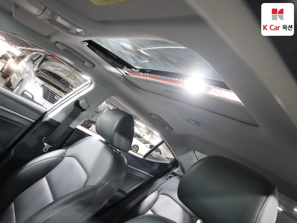 هيونداي إلانترا 2016 - صورة 21