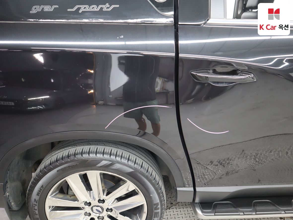 KG Mobility Rexton Sports - 39