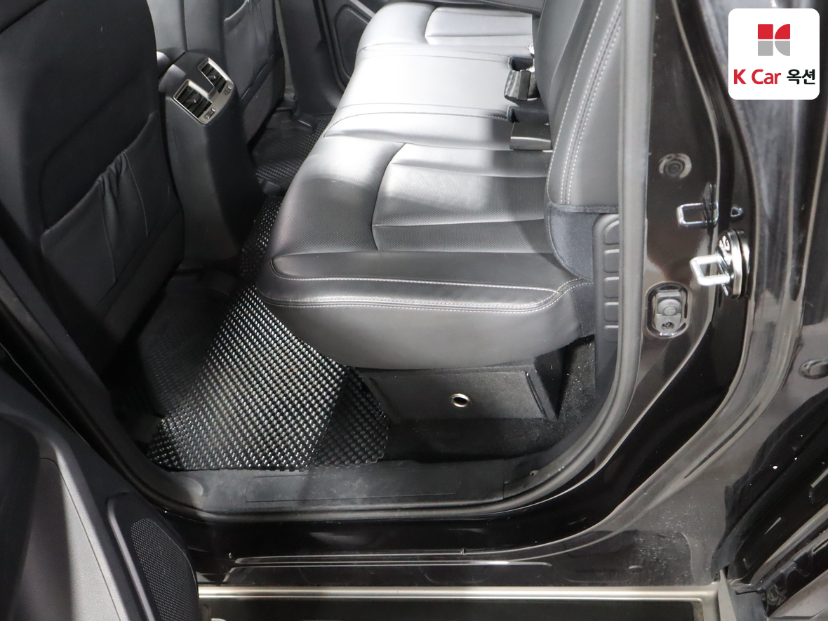 KG Mobility Rexton Sports - 22